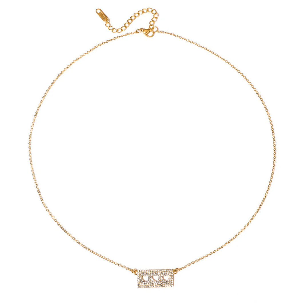 Savvy Bling Heart Bar Necklace